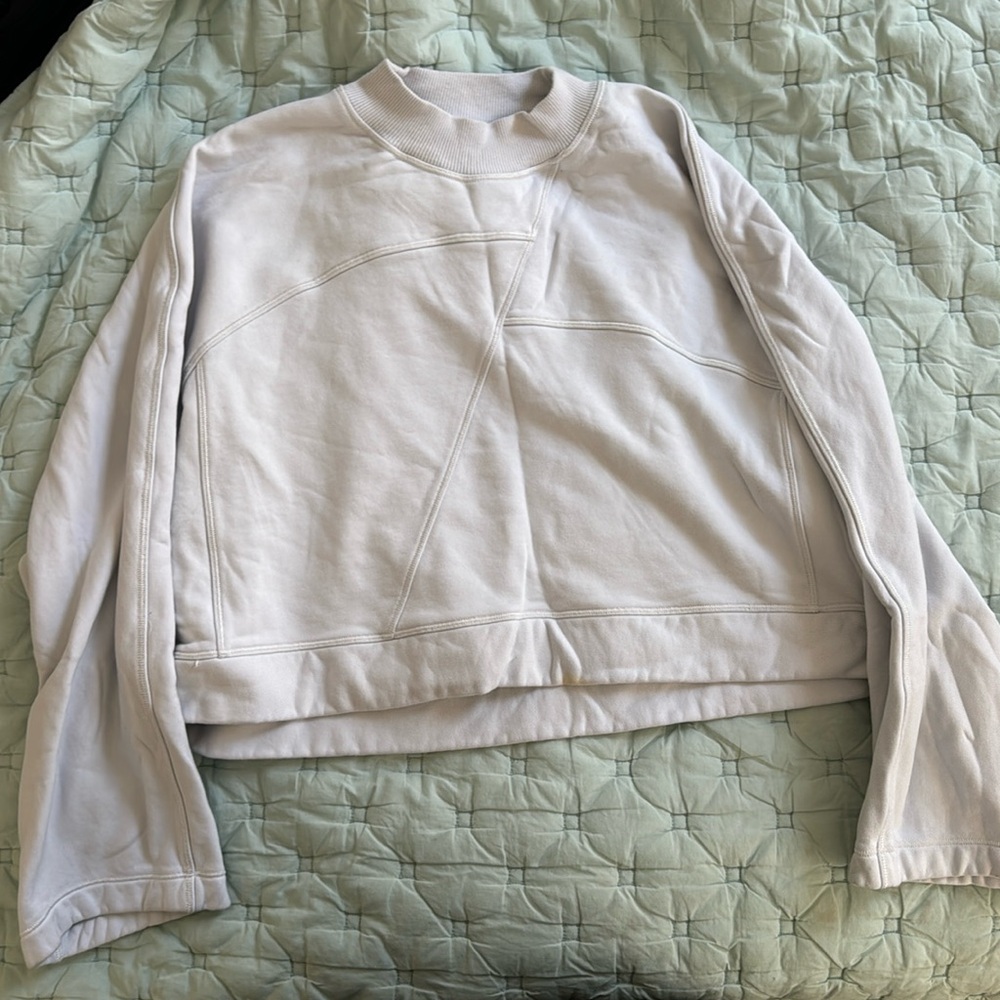 Lululemon cropped high neck pullover